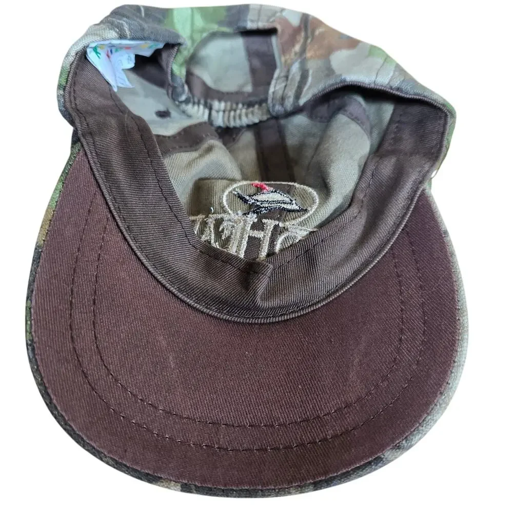 RedHead Camo Infant Fitted Cap excellent Condition Stretchy Fit on Back